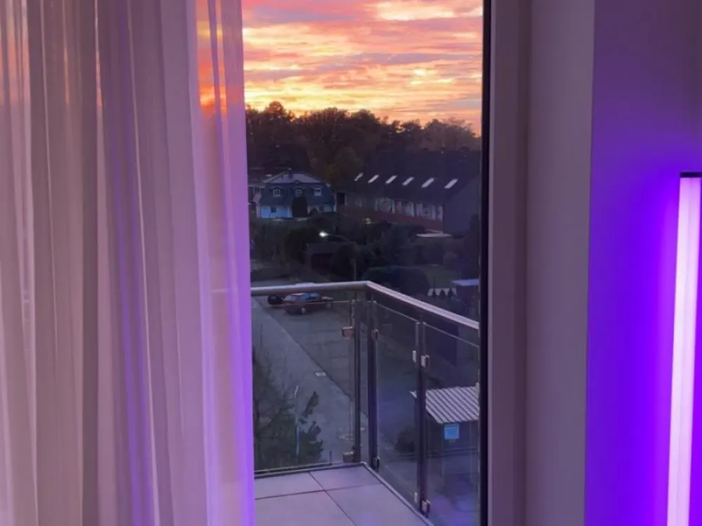 Bright 2.5 Room Apartment with Balcony - Modern and New Building