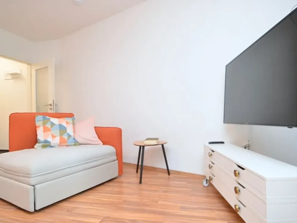 Gemütlich möbliertes Apartment mit WLAN, Balkon und Stellplatz im beliebten Stadtteil in Nürnberg