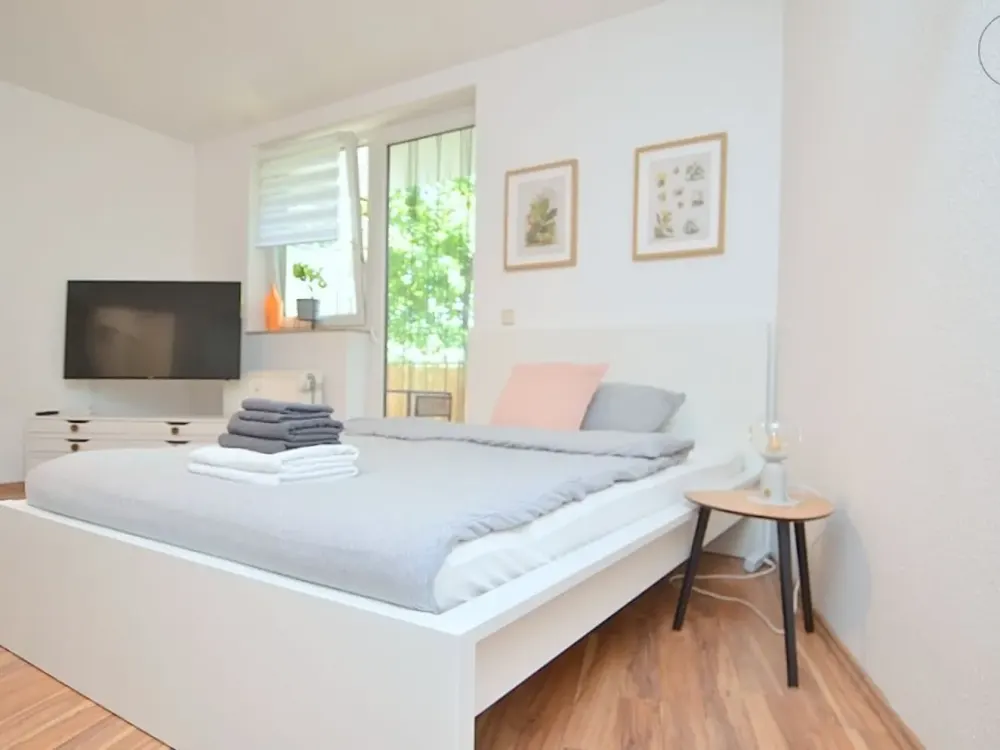 Gemütlich möbliertes Apartment mit WLAN, Balkon und Stellplatz im beliebten Stadtteil in Nürnberg