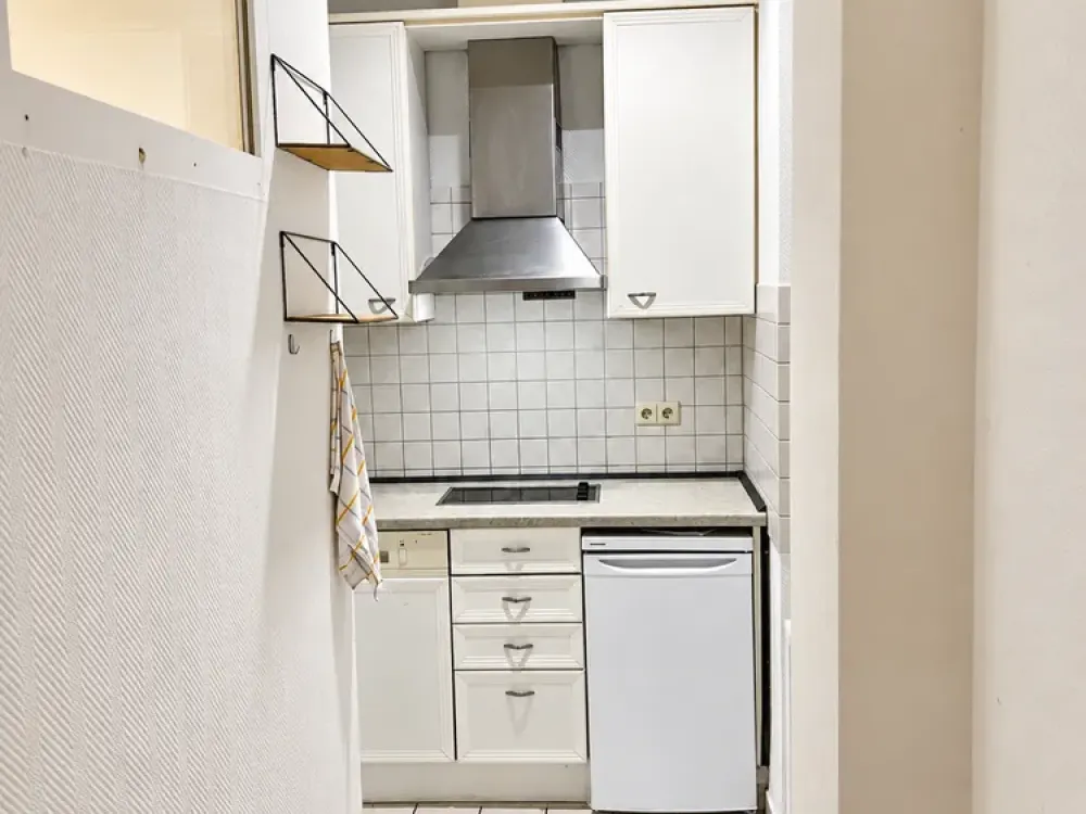 4857 - Zentral gelegene 1-Zimmerwohnung mit EBK in Hinterhauslage!