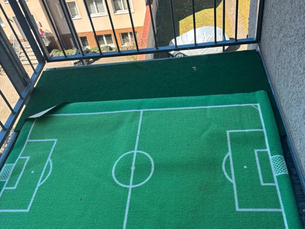 Attraktive renovierte möblierte 2 Schlafzimmern Wohnung