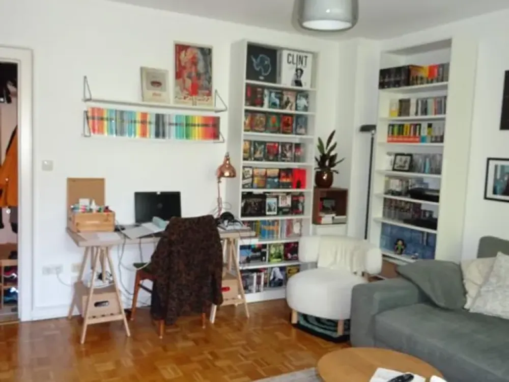 Excellent Layout 2-Room Apartment with Balcony in Hamburg Winterhude