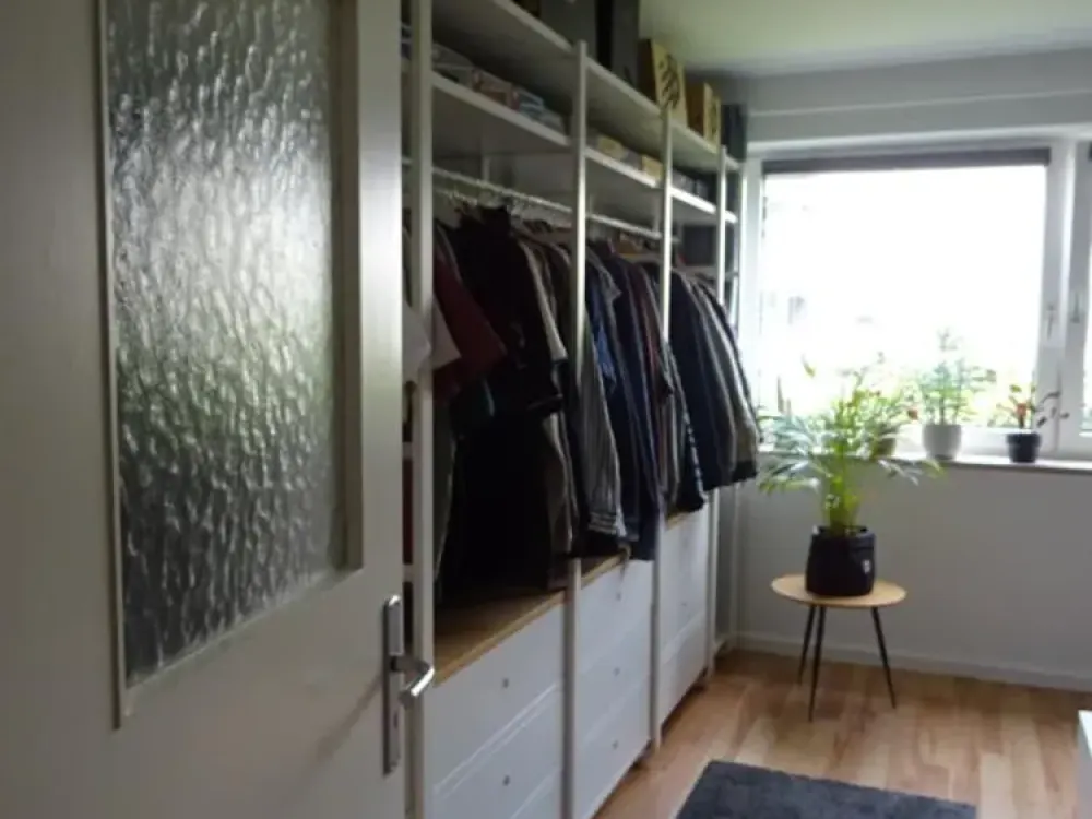 Excellent Layout 2-Room Apartment with Balcony in Hamburg Winterhude