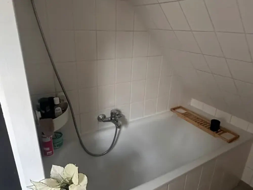 Zuhause mit 1,5 Zimmern über den Dächern von Stuttgart Süd