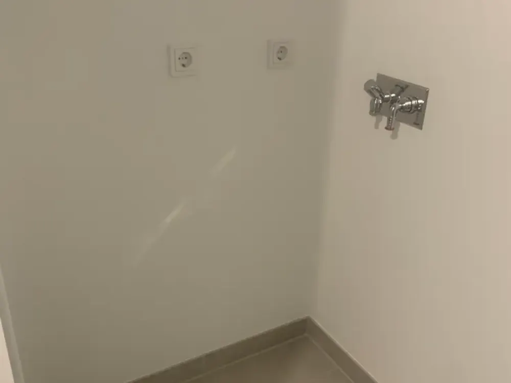 Exklusive 2-Zimmer-Wohnung mit Balkon und EBK in Stellingen, Hamburg