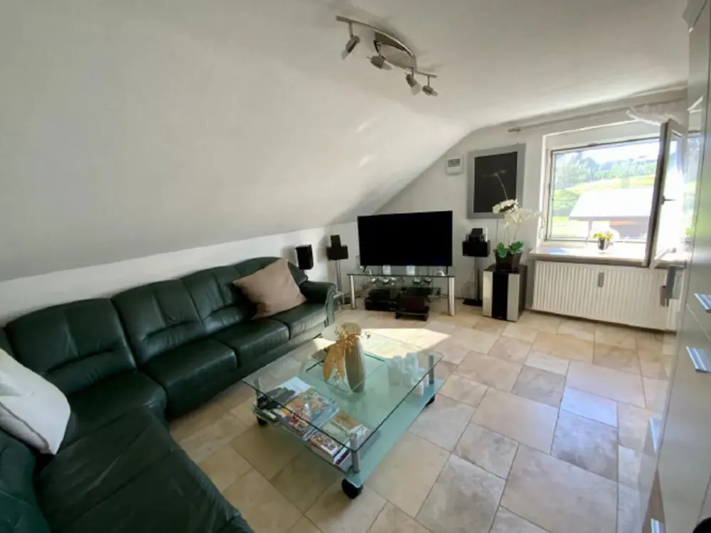 2-Room Attic Apartment in Lindau-Heimesreutin, Quiet Location, City Bus Connection