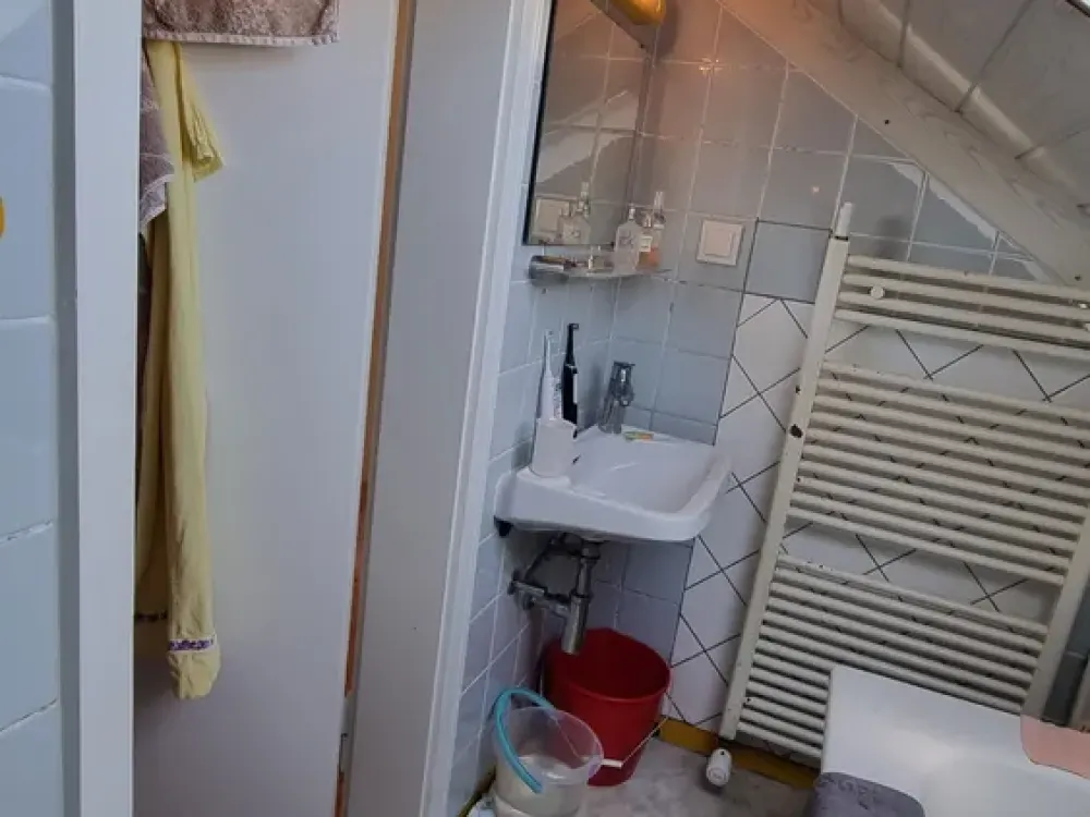 2-Room Attic Apartment in Lindau-Heimesreutin, Quiet Location, City Bus Connection