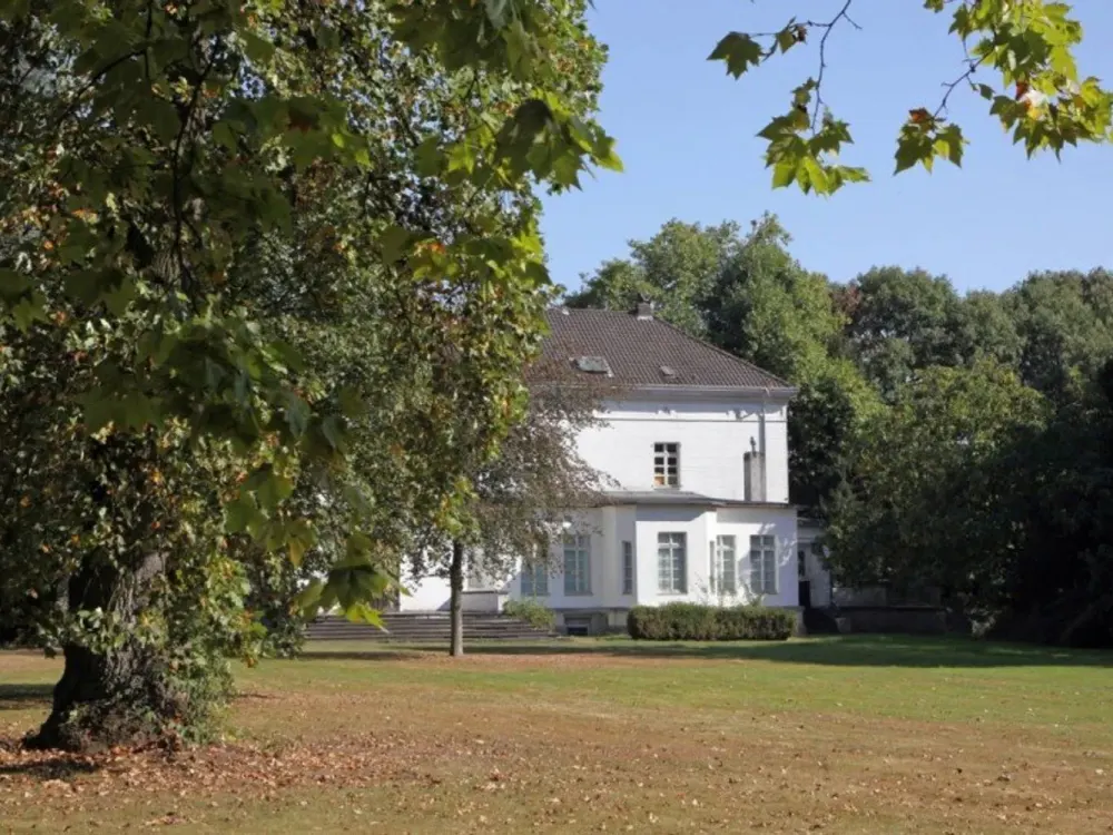 MÖBLIERTE WOHNUNG DÜSSELDORF MESSE / FLUGHAFEN, DÜSSELDORF LOHAUSEN INKL. BALKON U. WLAN