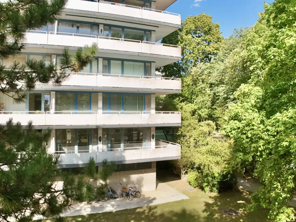 Exklusive möblierte 3-Zimmer-Wohnung in München-Bogenhausen