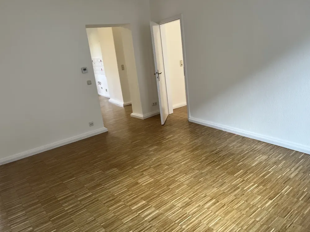 Modernisierte 3-Zimmer-Wohnung in Kassel-Bettenhausen 3 Min. vom Leipziger Platz