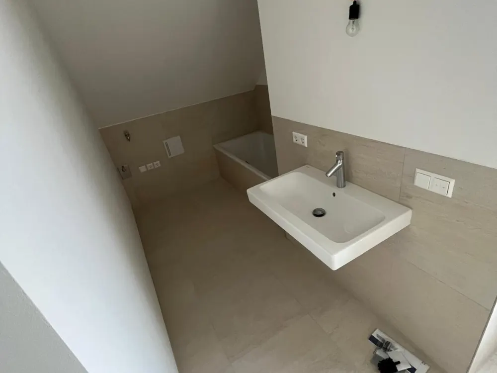 Vierzimmerwohnung zu vermieten
