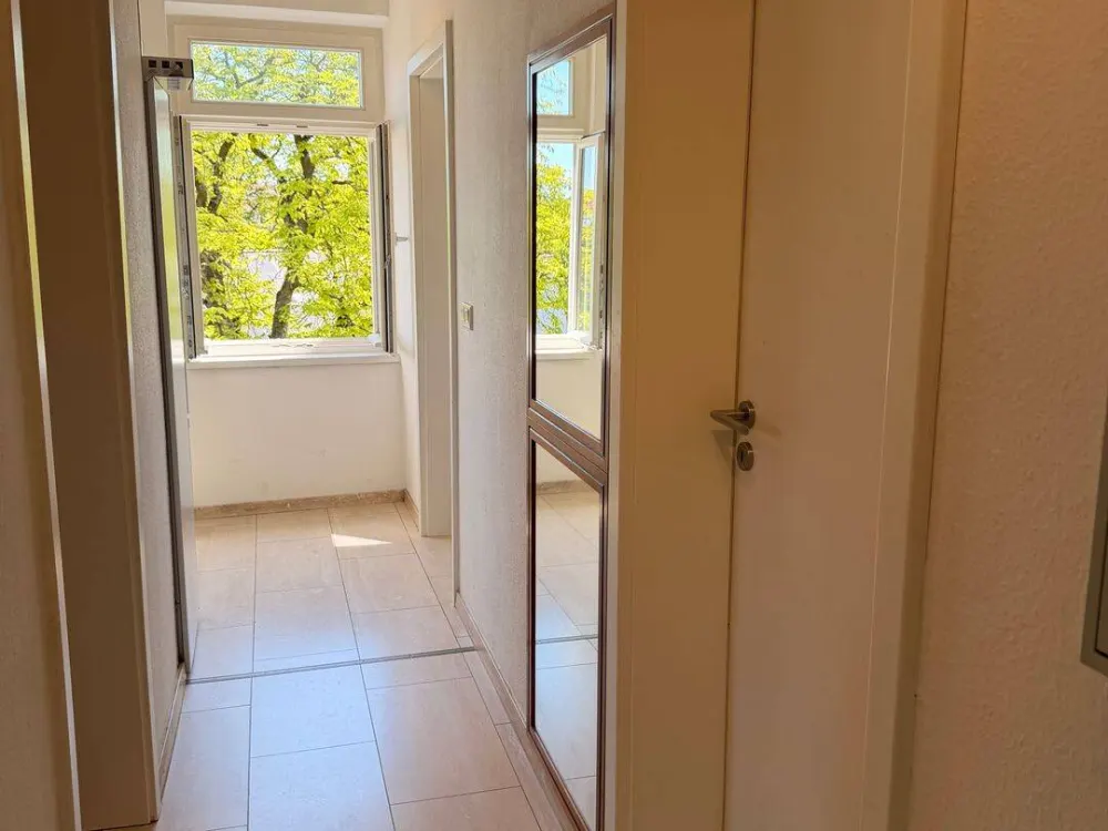 4-Zimmer-Maisonette in St. Leonhard für 2-4 Personen. Perfekt öffentlich angebunden.