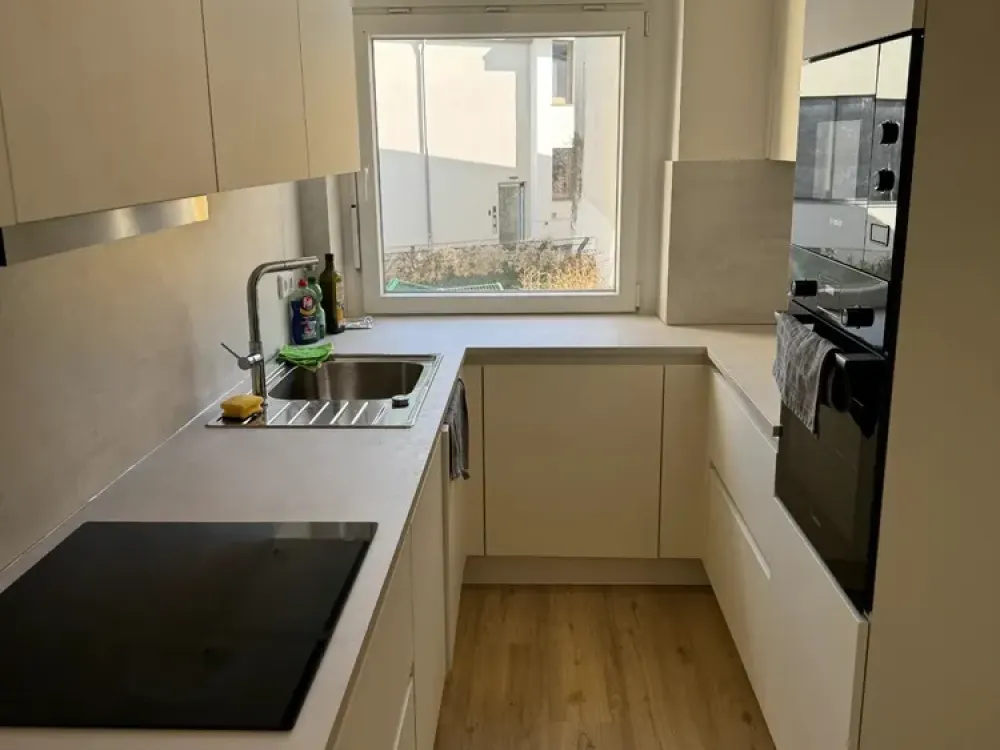 Großzügige 2‑Zimmer‑Wohnung mit Charme und Komfort; Bezug nach Sanierung