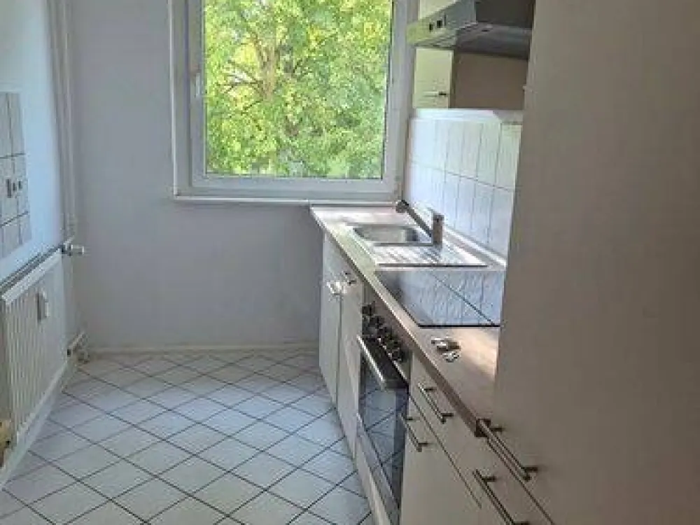 3 Raumwohnung im 2. Obergeschoss mit EBK
