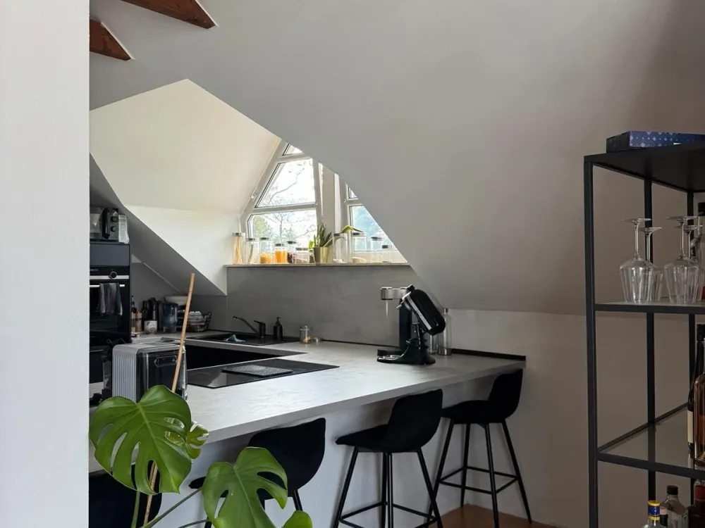 Moderne, liebevoll gepflegte 2-Zimmer-Wohnung mit Balkon