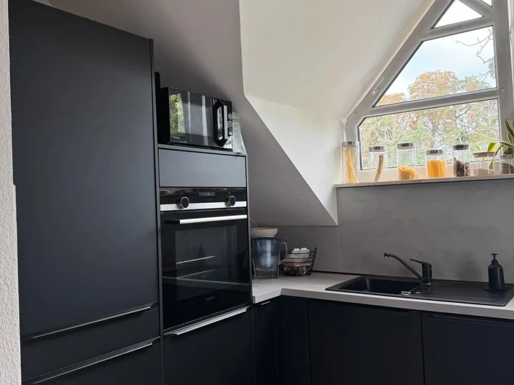 Moderne, liebevoll gepflegte 2-Zimmer-Wohnung mit Balkon