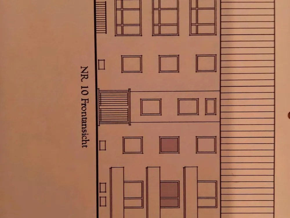 Zentral gelegene 2 Zimmer 69 qm Wohnung mit Balkon und Garage