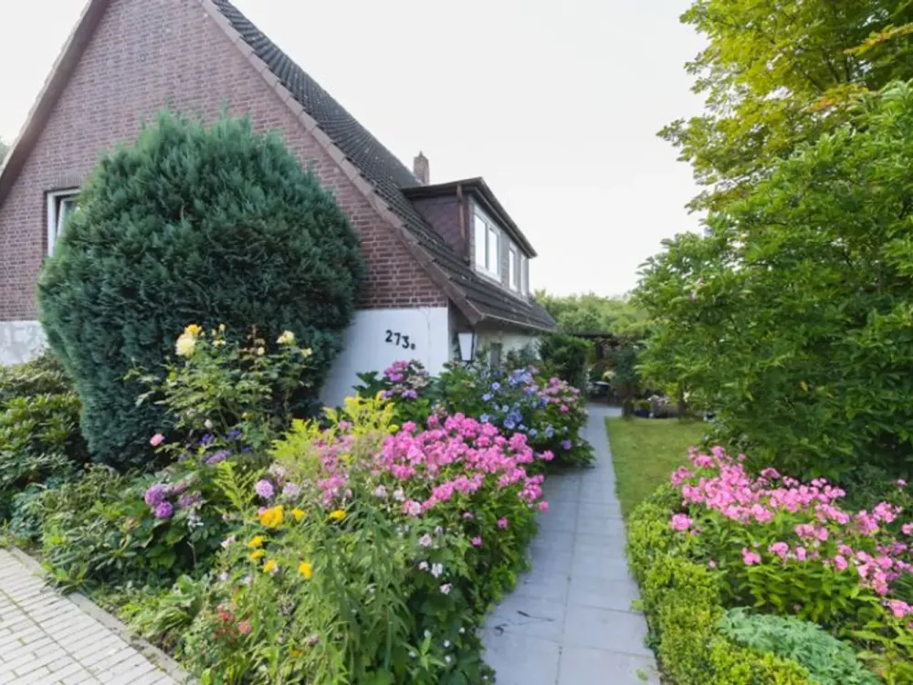 Große 3-Zimmerwohnung mit Garten in Moorburg
