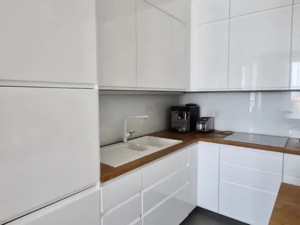 3-Zimmer-Wohnung in zentraler Lage von Tiergarten