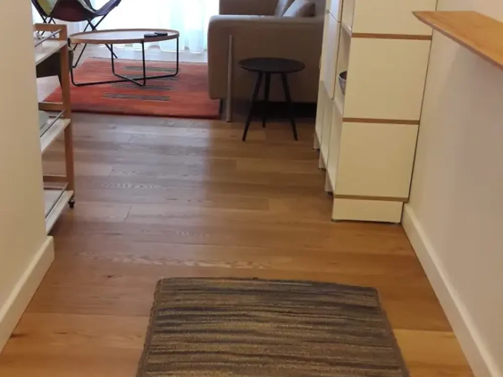 Moderne, möblierte 2,5-Zimmer-Wohnung in Charlottenburg