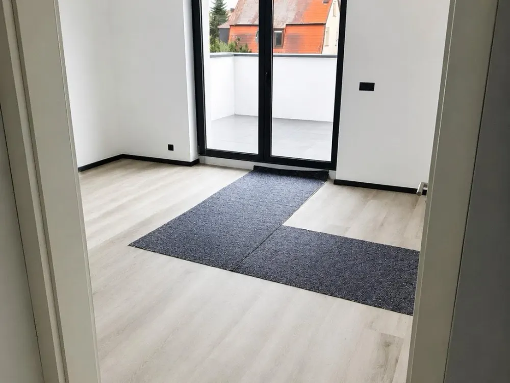Luxuriöse Wohnung mit Einbauküche & PKW Stellplätze