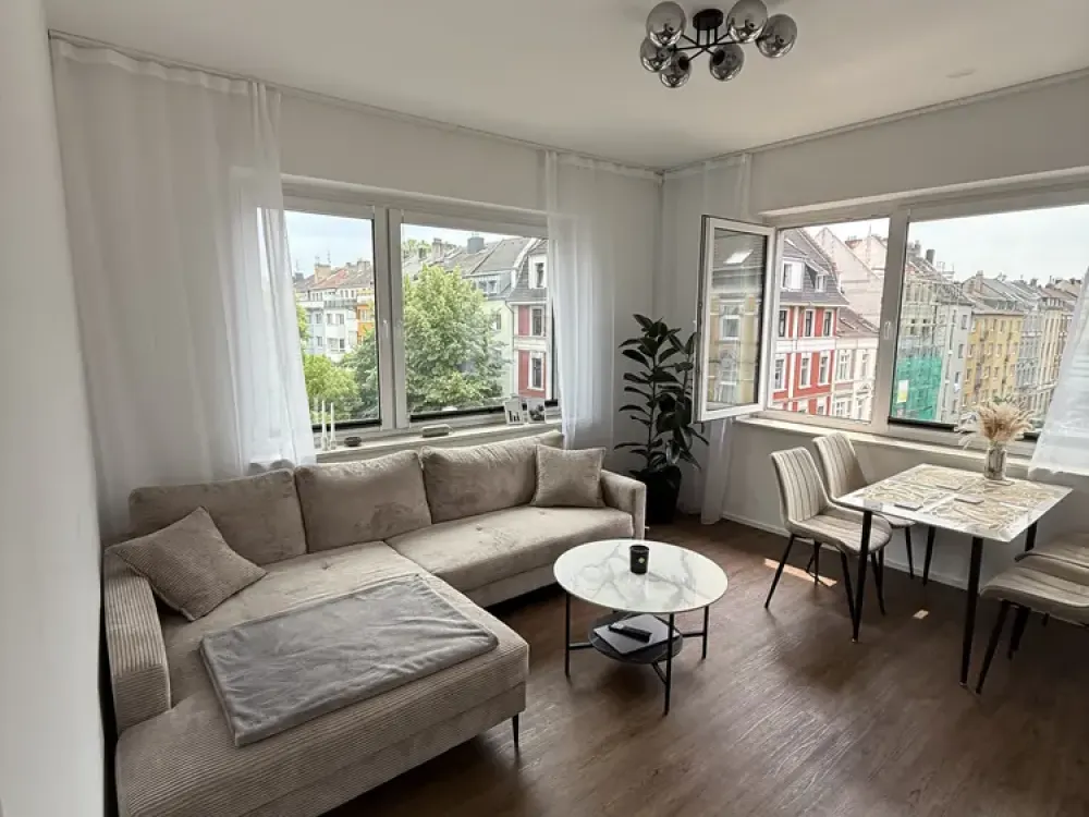 Helle 2-Zimmer-Wohnung in Düsseldorf-Unterbilk