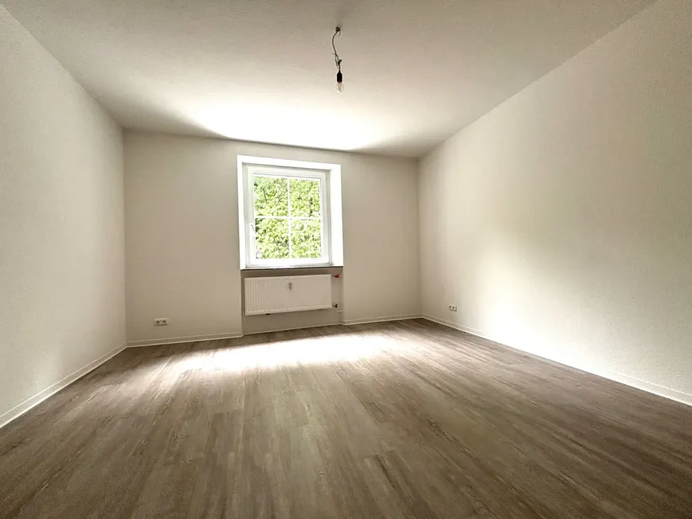 Traumwohnung: wunderschöne 2-Zimmer Wohnung direkt am Wald!