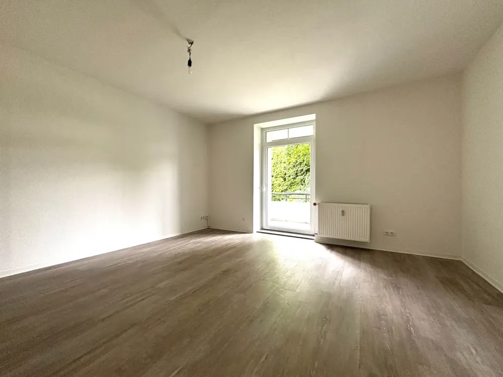 Traumwohnung: wunderschöne 2-Zimmer Wohnung direkt am Wald!