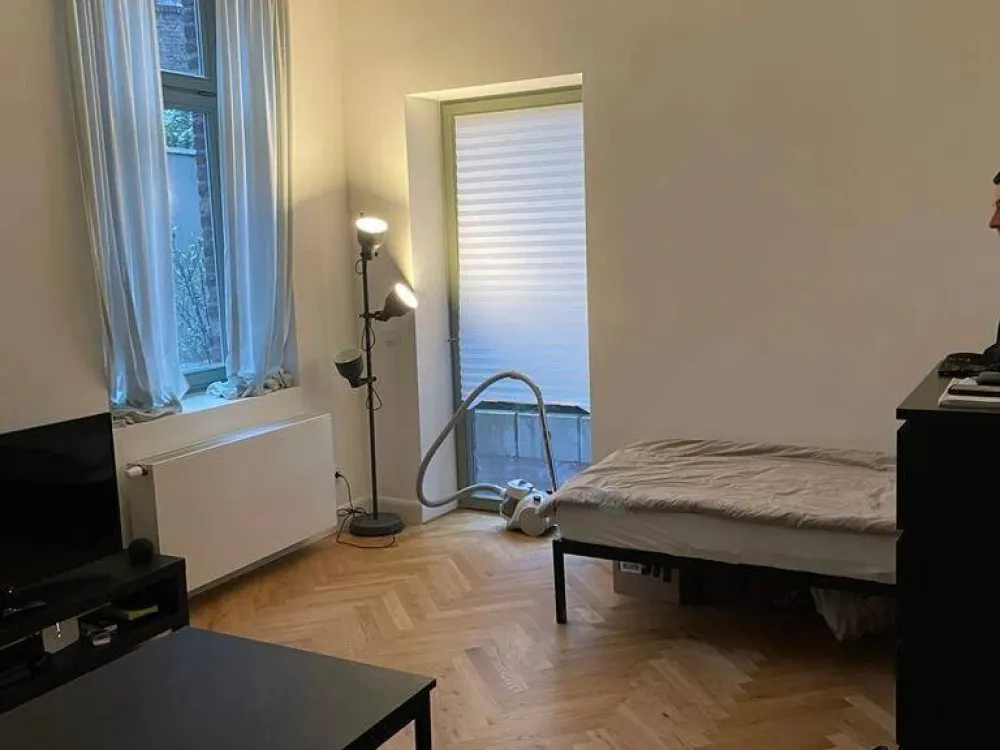 Modernes 1-Zimmer Appartement mit Terrasse im Innenhof