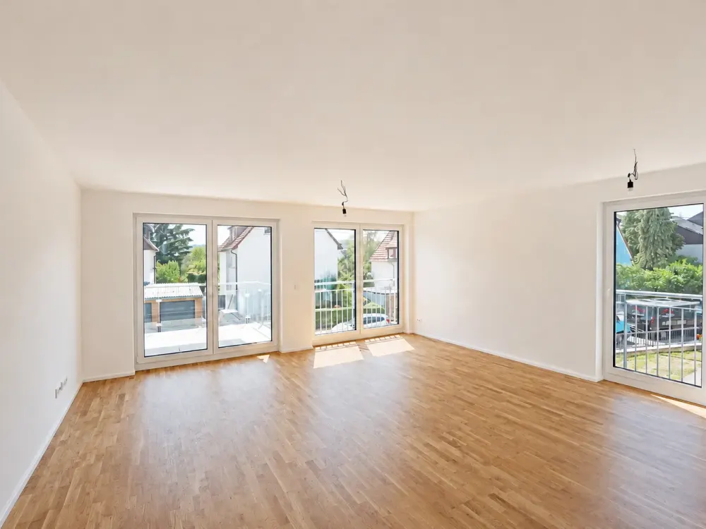Erstbezug: Licht, Raum und Neubaukomfort, stilvolle 3-Zimmer-Wohnung mit großzügigem Südbalkon