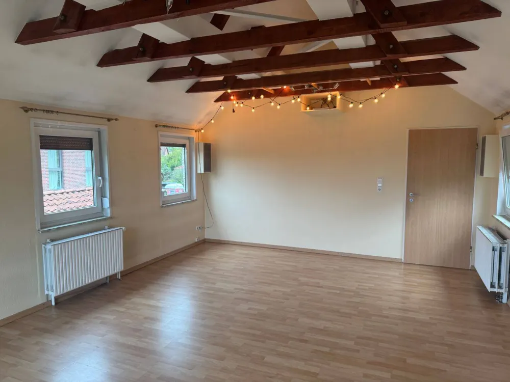 Ruhige, gepflegte 3 Zimmerwohnung mit großem Garten in Grolland am Ende einer Sackgasse