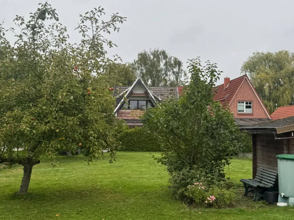 Ruhige, gepflegte 3 Zimmerwohnung mit großem Garten in Grolland am Ende einer Sackgasse