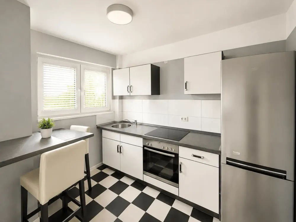 Zentrale 2,5 Zimmerwohnung mit Einbauküche