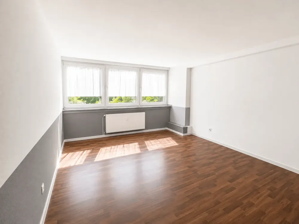 Zentrale 2,5 Zimmerwohnung mit Einbauküche