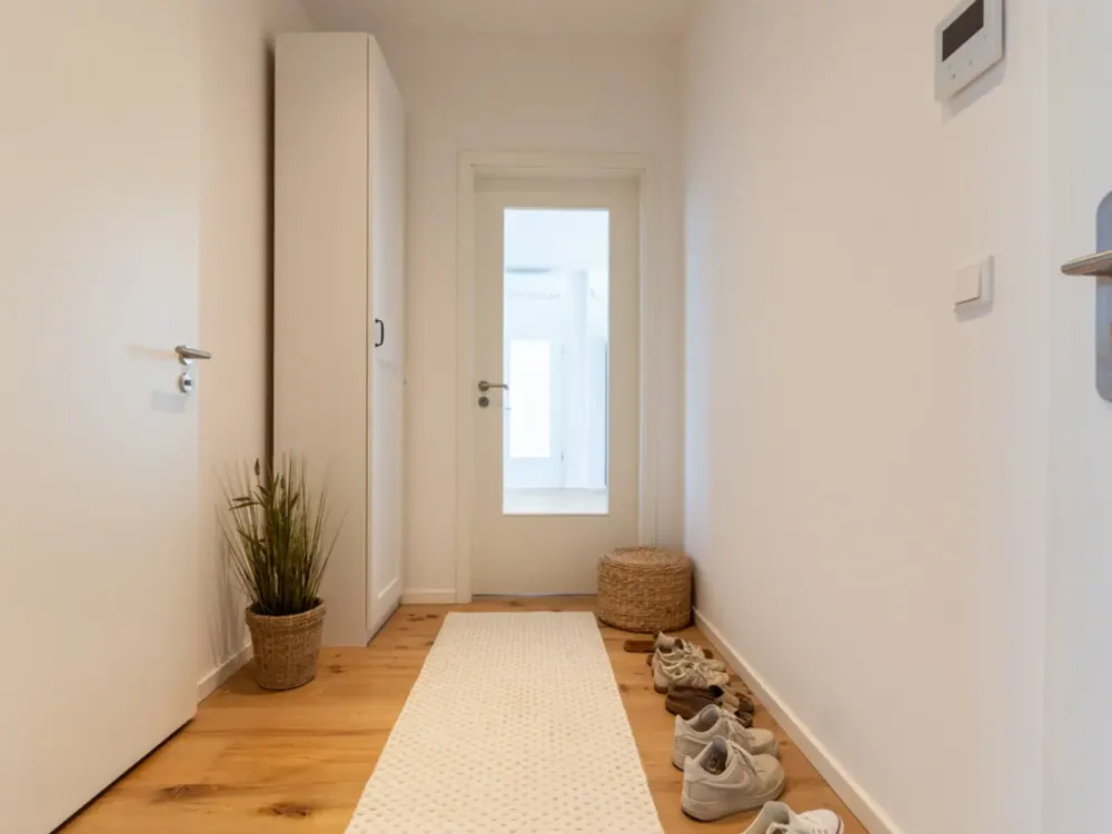 Large Roof Terrace & Water View | Daylight Bathroom with Bathtub & Shower | Air Conditioning | Underfloor Heating