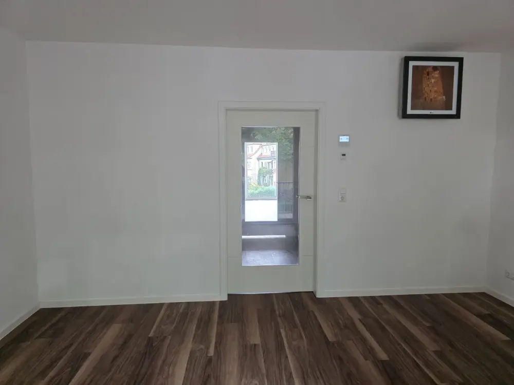 Hochwertig sanierte 4-Zimmer-Wohnung mit Balkon und Klimaanlage im 1. OG in Erfurt-Löberstadt