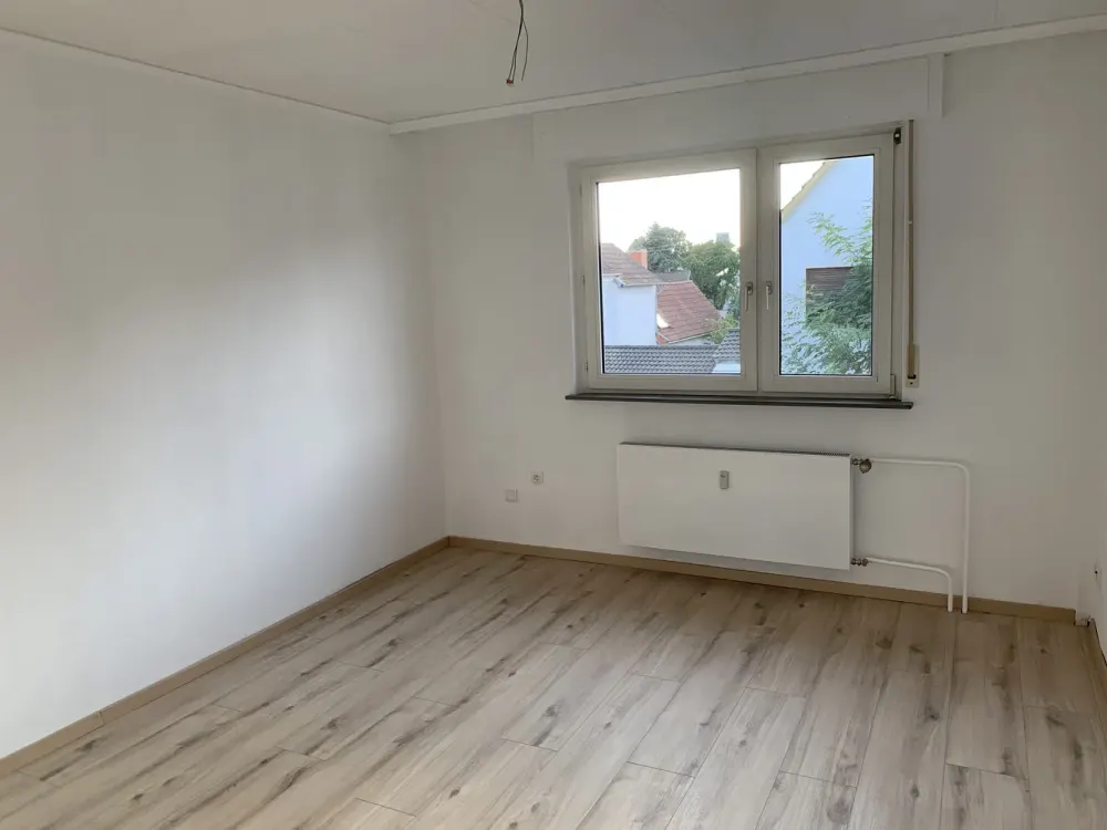 Diese lichtdurchflutete und schick geschnittene 2-Zimmer, Küche, Bad-Wohnung ist ein Klassiker.