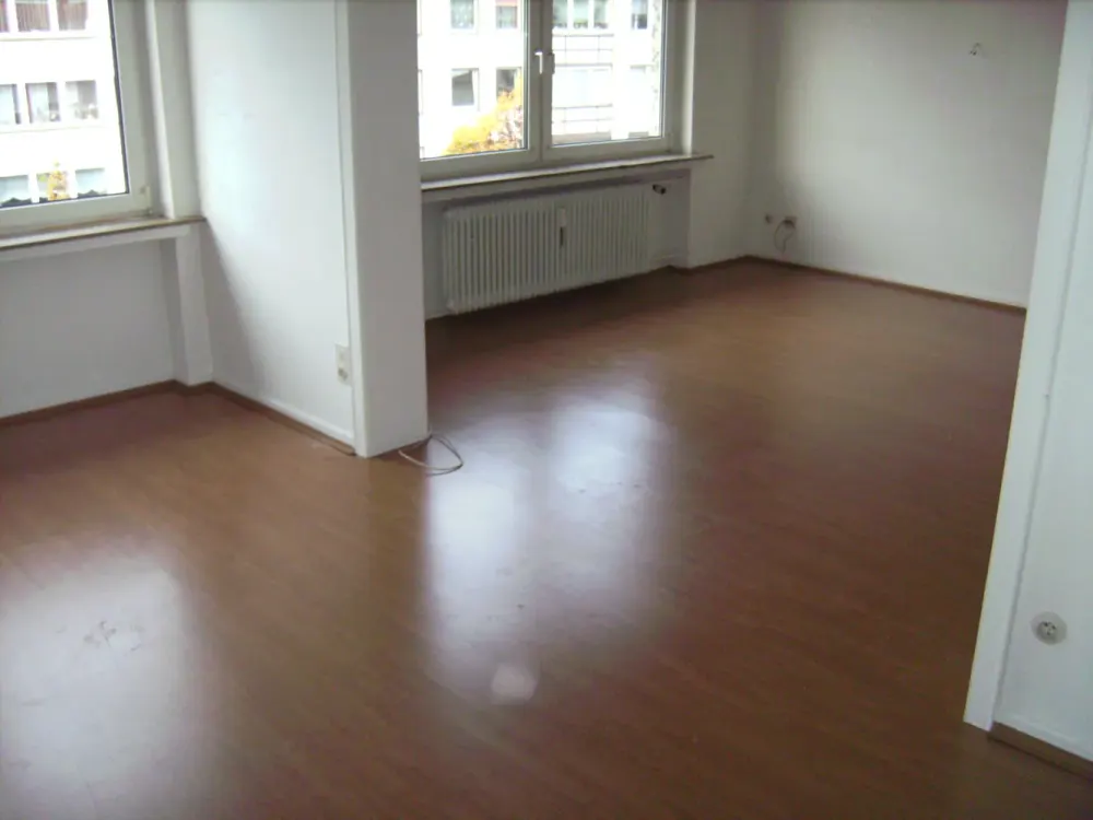 Stadtnahe Wohnung mit 2,5 Zimmern und Südbalkon
