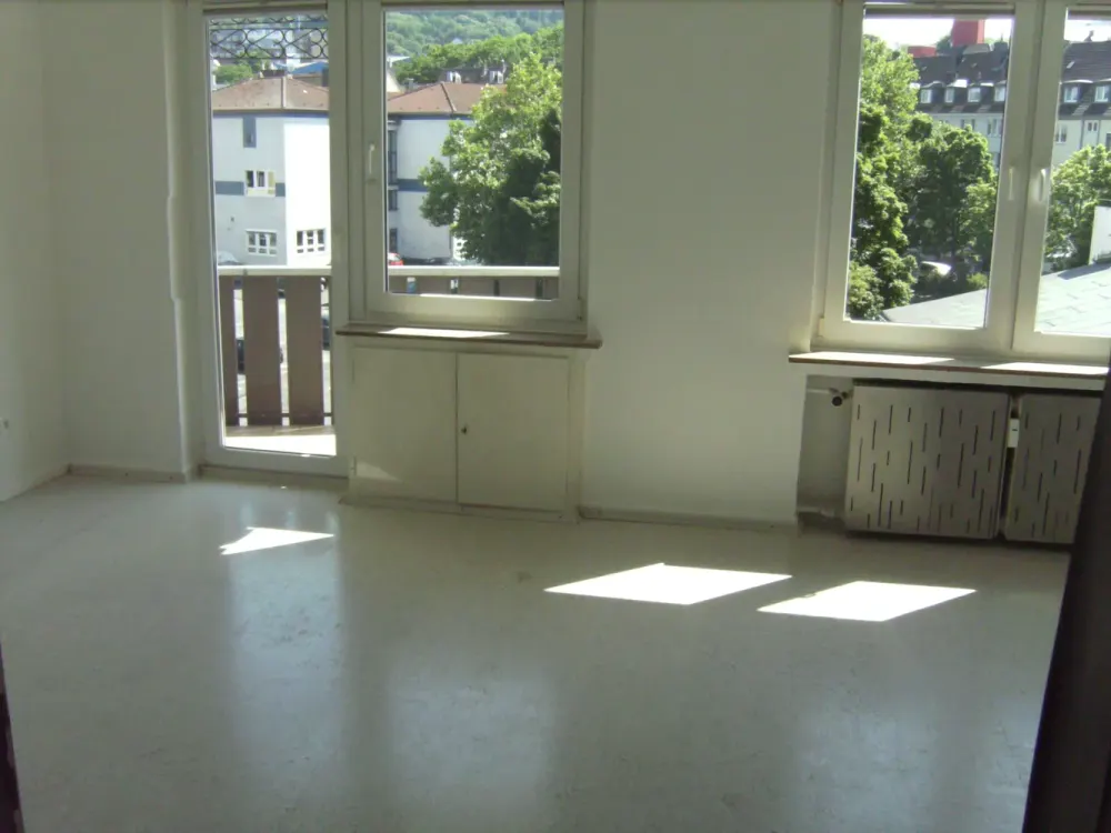 Stadtnahe Wohnung mit 2,5 Zimmern und Südbalkon