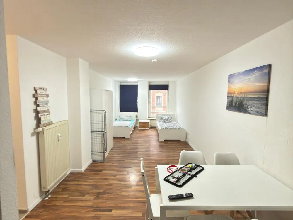 1 Zimmer Studiowohnung