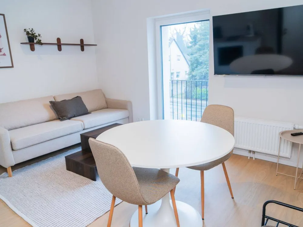 Möbliert & alles inklusive, sorgenfrei wohnen in der zweiten Etage