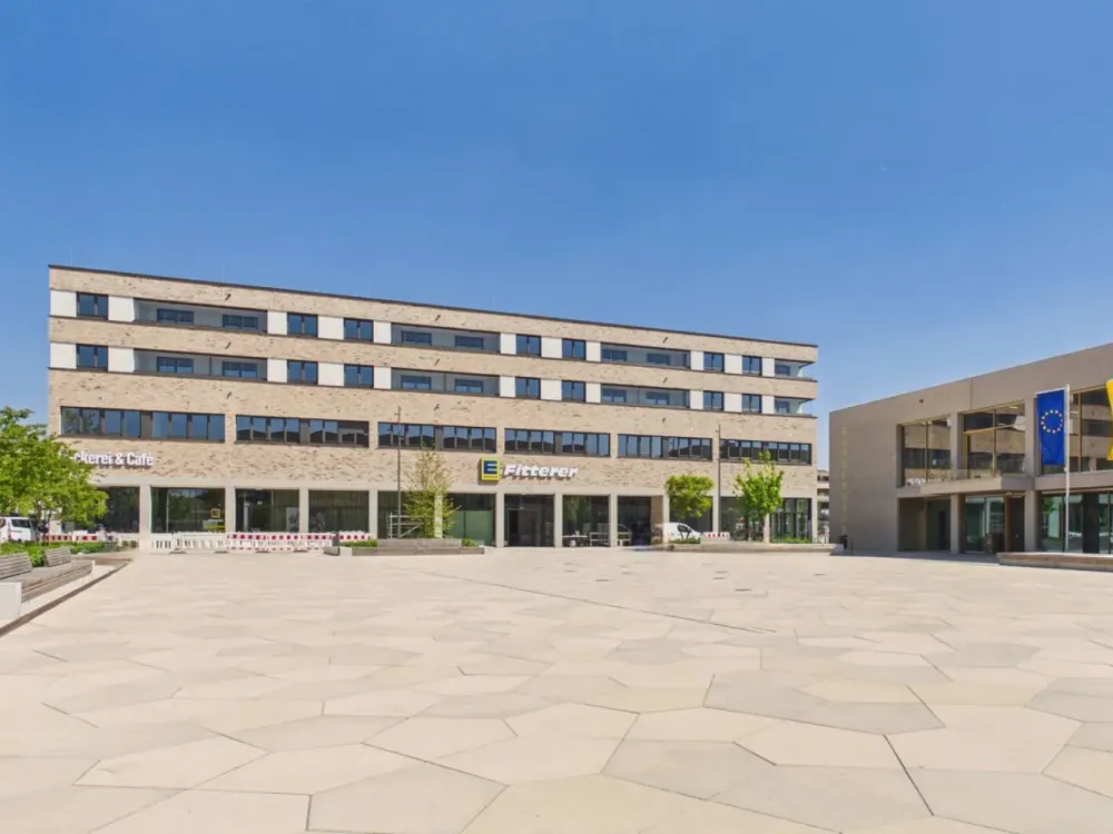 Exclusive 4-Room Apartment with Loggia, Fitted Kitchen & Underground Parking in Rheinstetten