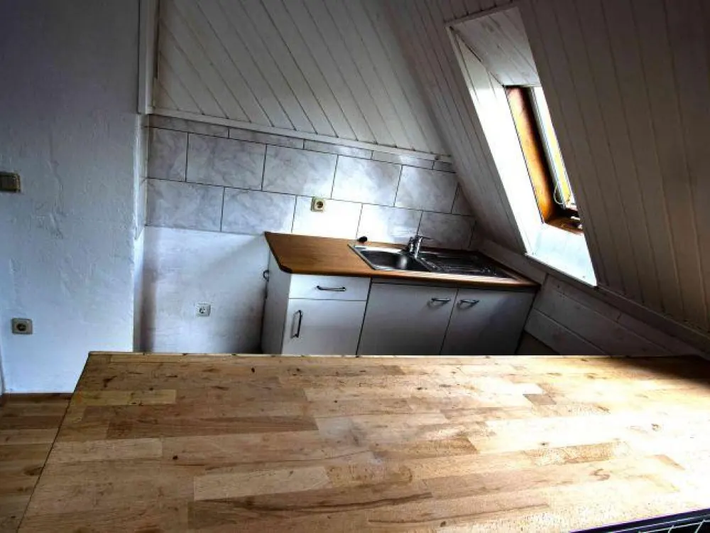 SINGLE DACHWOHNUNG