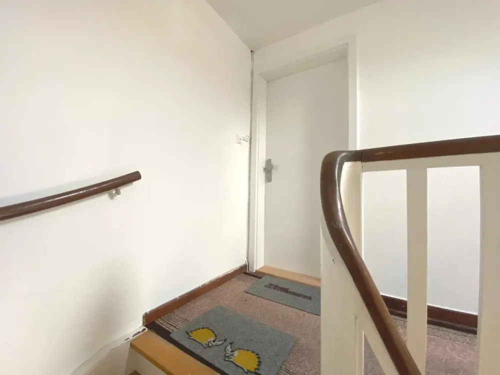 Modern and Renovated Attic Apartment in Bremer Bahnhofsvorstadt!