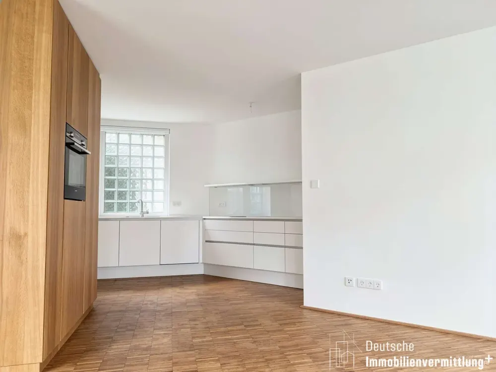 Wohnkomfort auf ca. 96 m² mit Balkon und moderner Einbauküche