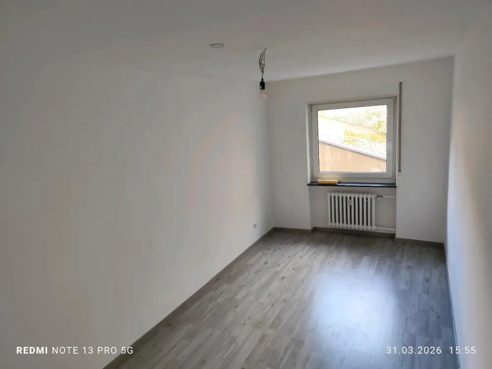 Helle 3 Zimmer Wohnung mit zwei Balkonen