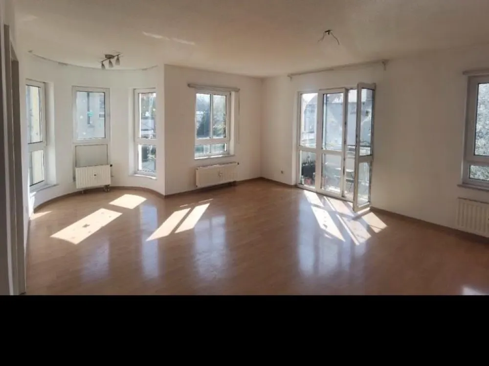 3 Zimmer Wohnung - Liebertwolkwitz