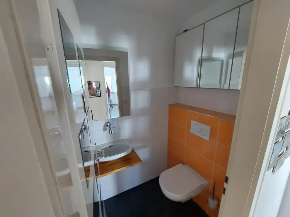 Teilmöbilierte 3-Zimmer-Wohnung für 1 Jahr in Stuttgart-Feuerbach