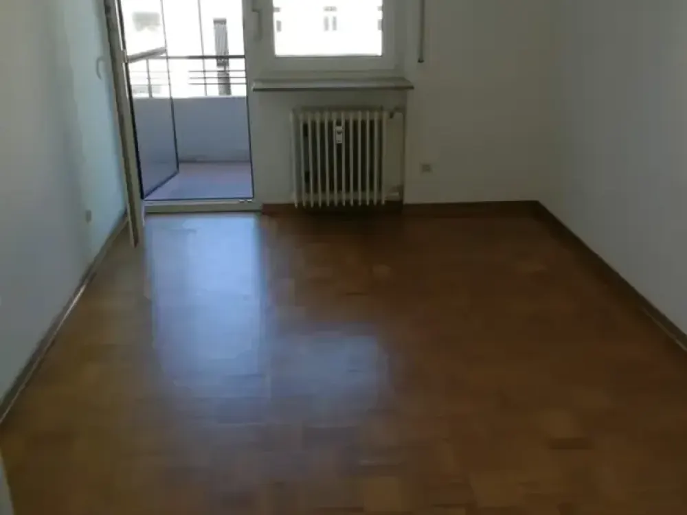 Teilmöbilierte 3-Zimmer-Wohnung für 1 Jahr in Stuttgart-Feuerbach