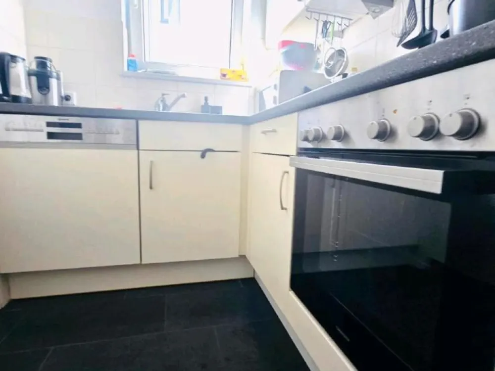 Neubau 3-Zimmer-Wohnung in Bergedorf - OKTOB. ÜBERN. 1000 € PROVI